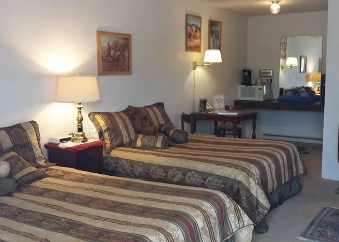 Hotel Black Bear 2*