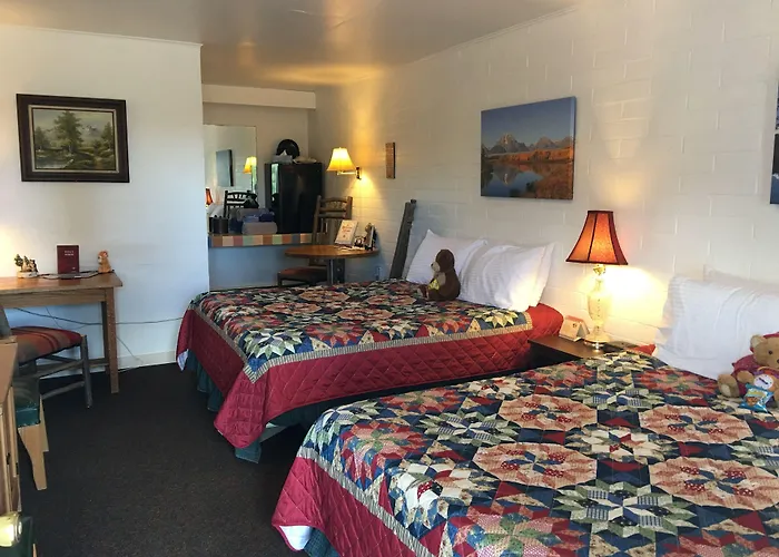 Black Bear Hotel