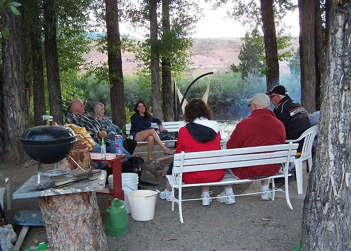 Black Bear Hotel